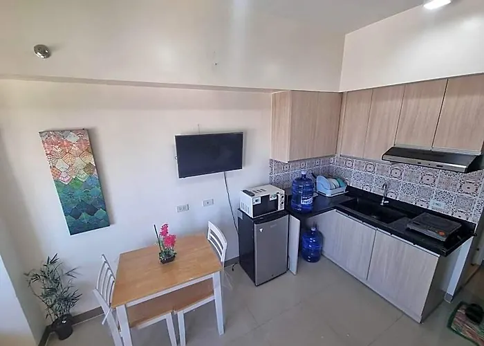 5-guest Seaview Flat Near Ayala Cbp Wi-fi Pool Gym Hotel 3*