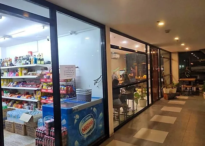 Hotel 5-guest Seaview Flat Near Ayala Cbp Wi-fi Pool Gym Cebu