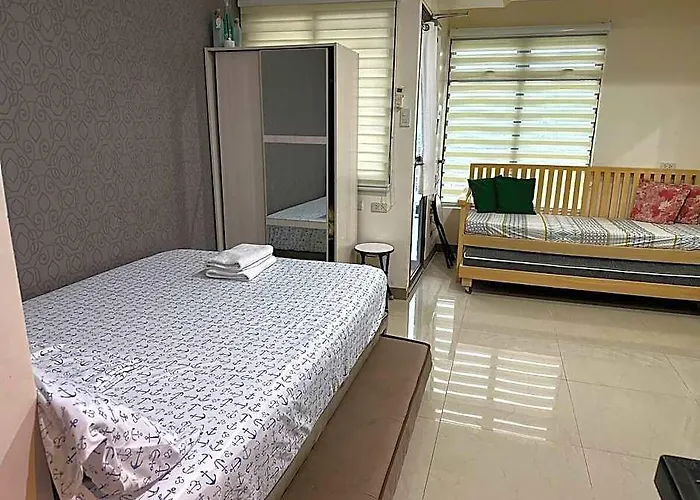 5-guest Seaview Flat Near Ayala Cbp Wi-fi Pool Gym