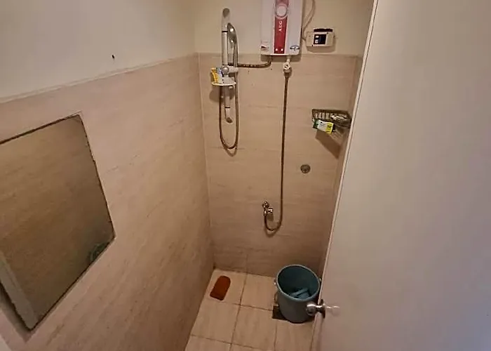 5-guest Seaview Flat Near Ayala Cbp Wi-fi Pool Gym 3* Cebu